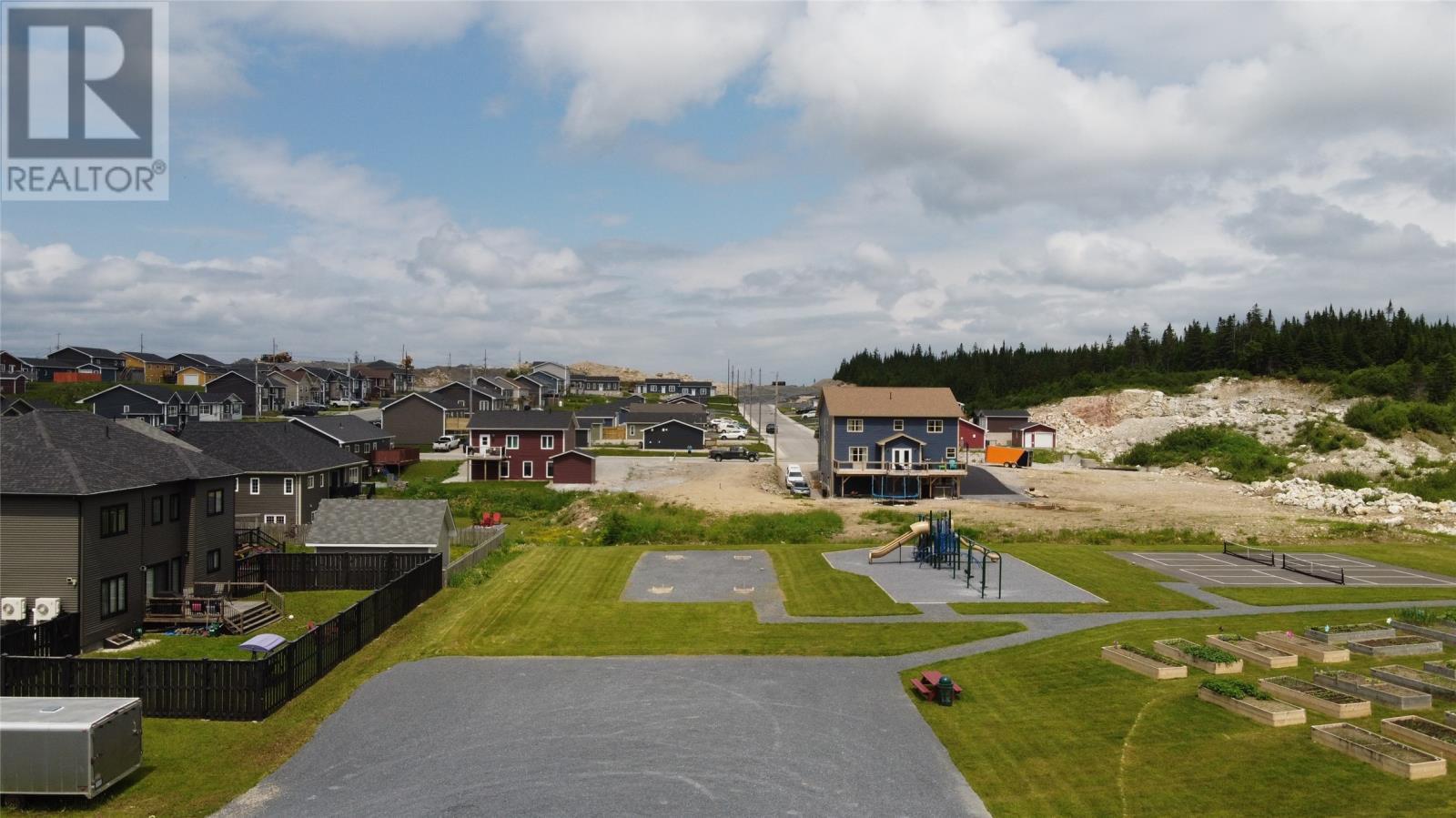 4 Benjamin Street, Massey Drive, NL