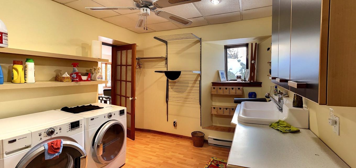 Salle de lavage - 9900 Boul. Des Mille-Îles, Laval (Saint-François), QC