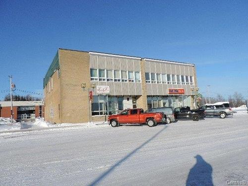 Frontage - 138  - 152 Place Du Commerce, Matagami, QC - Outdoor