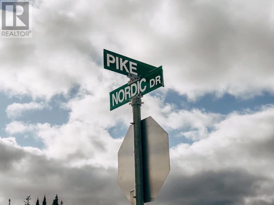 1 Pike Street, Pasadena, NL