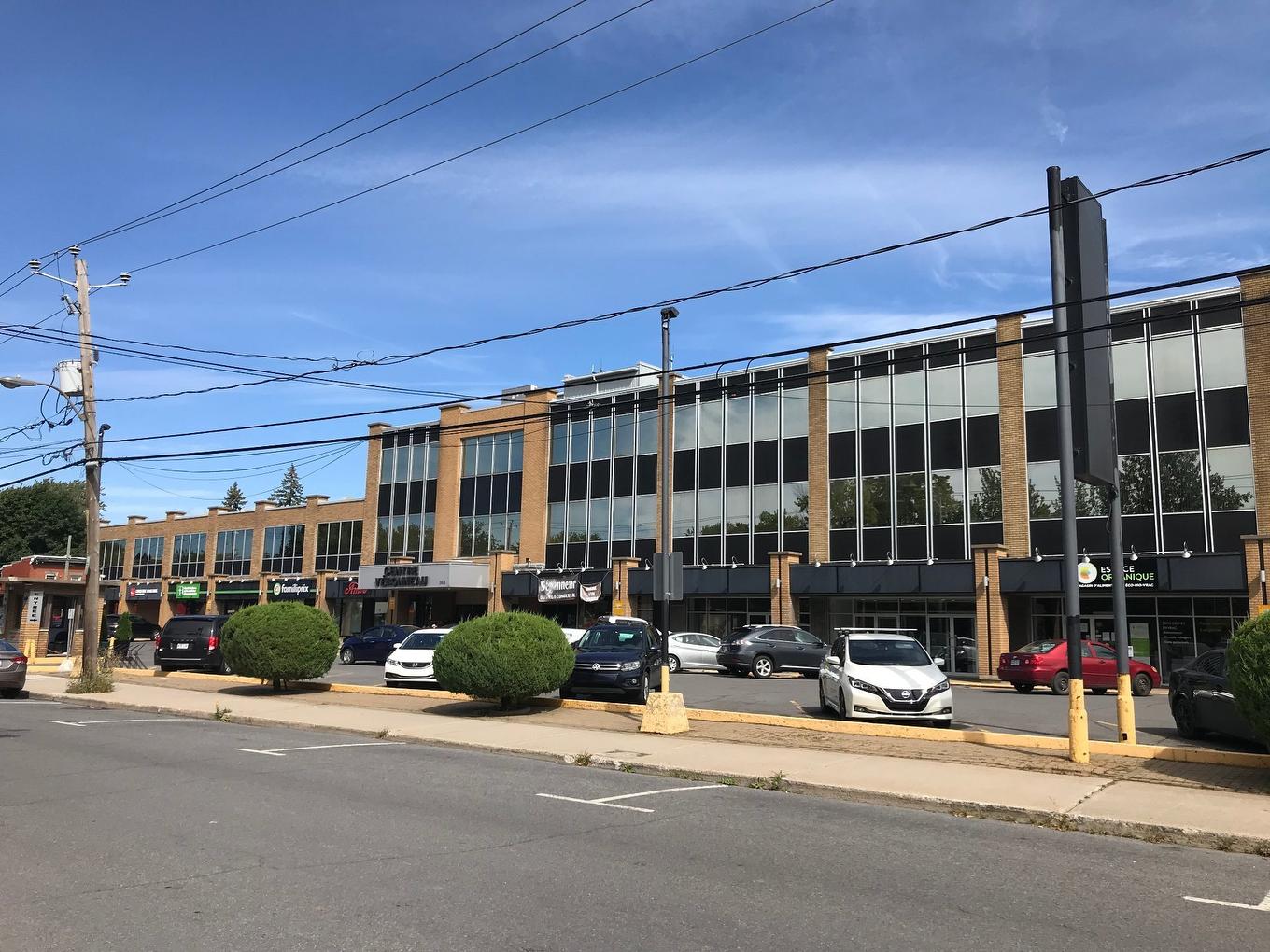 Frontage - 212-365 Rue St-Jean, Longueuil (Le Vieux-Longueuil), QC