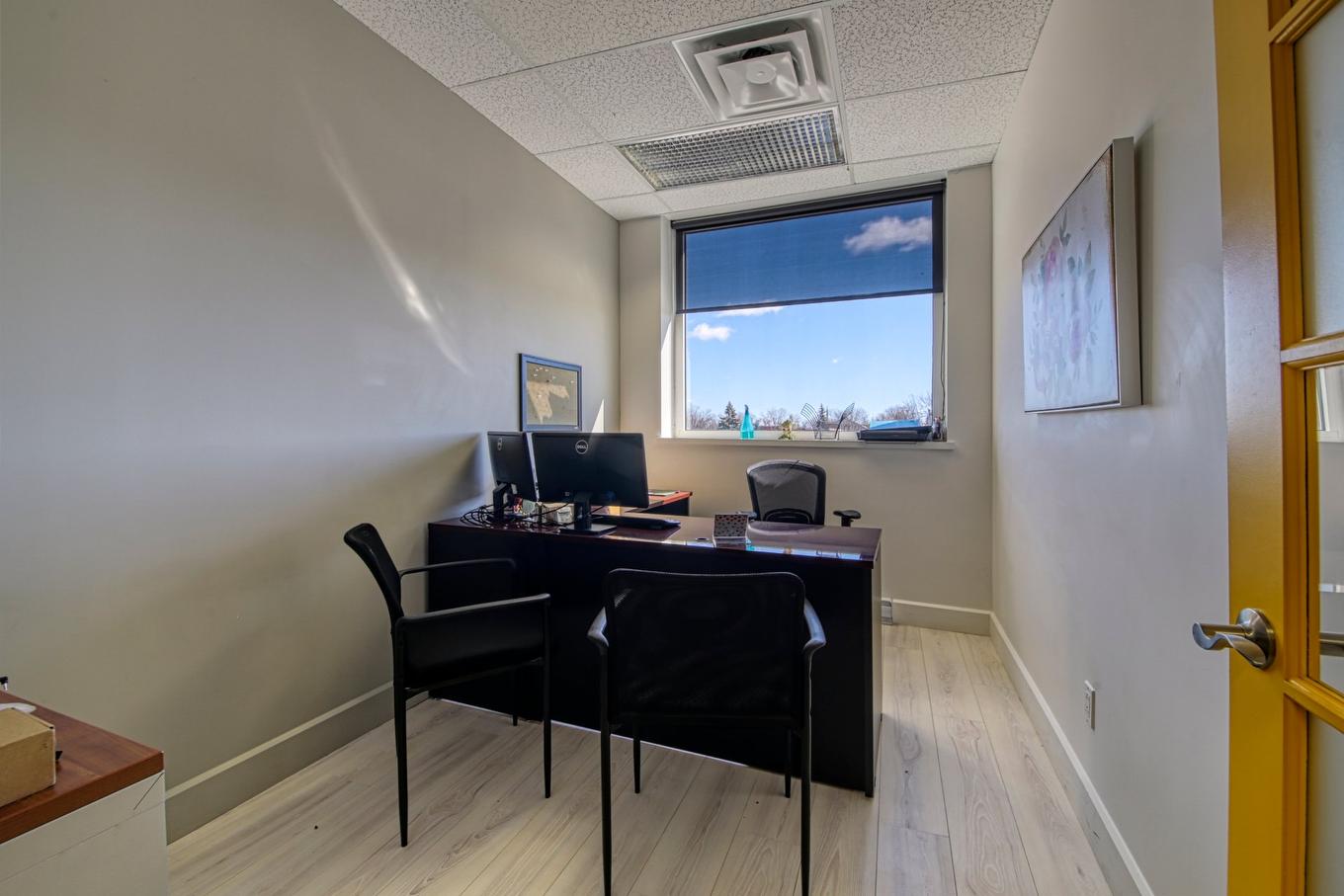 Office - 212-365 Rue St-Jean, Longueuil (Le Vieux-Longueuil), QC