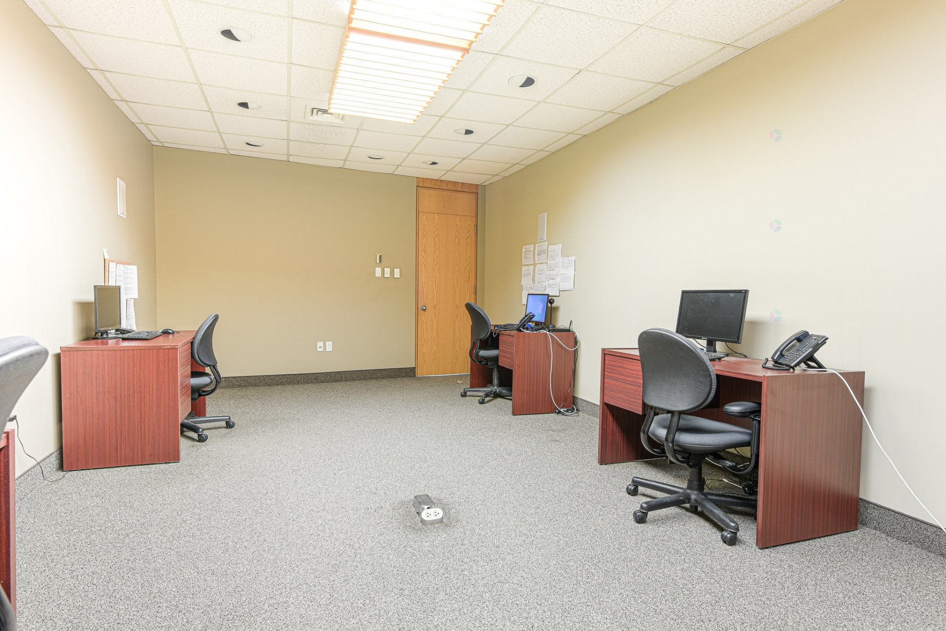 Bureau - 106-45 Place Charles-Le Moyne, Longueuil (Le Vieux-Longueuil), QC - Indoor Photo Showing Office