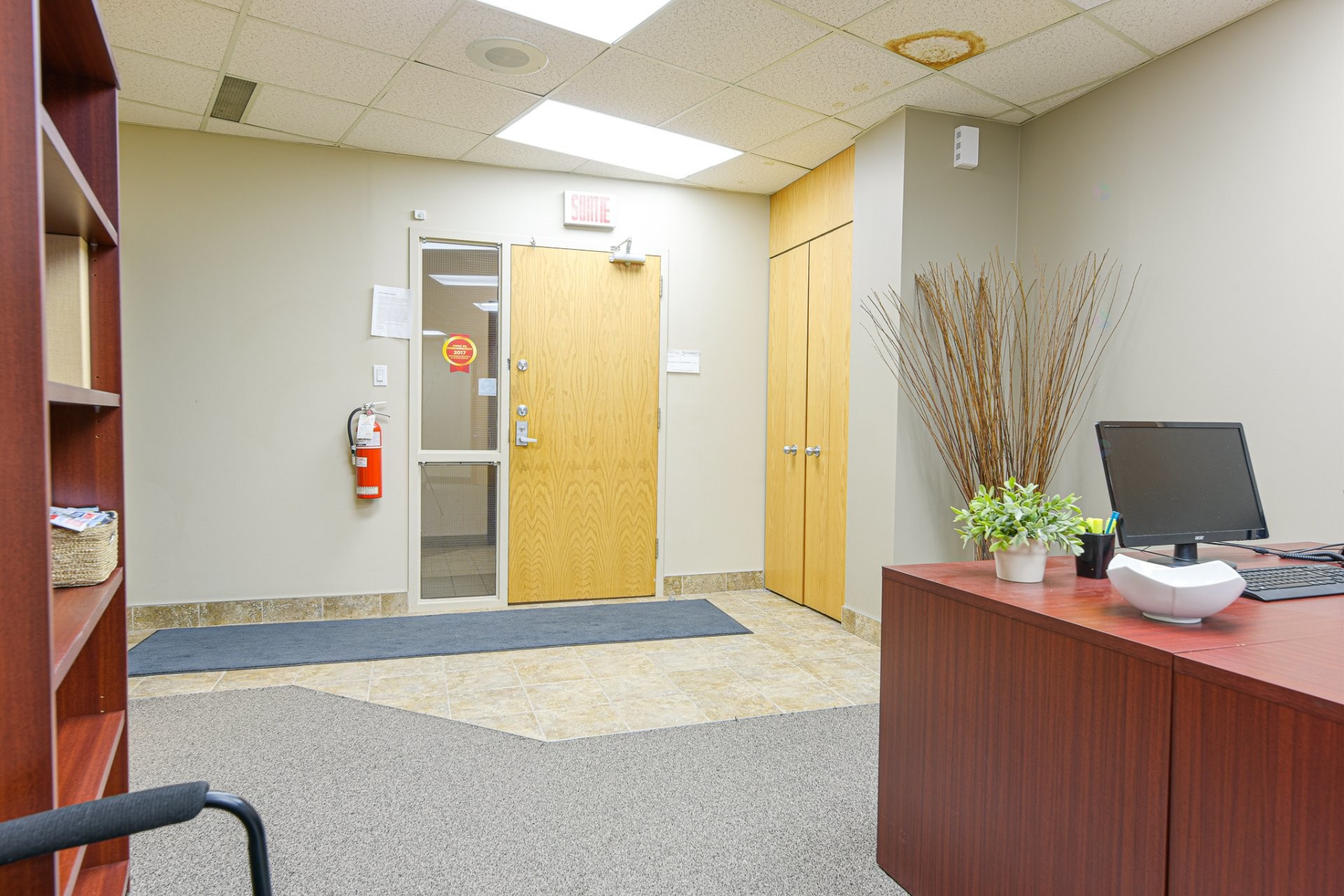 Hall d'entrée/Vestibule - 106-45 Place Charles-Le Moyne, Longueuil (Le Vieux-Longueuil), QC - Indoor