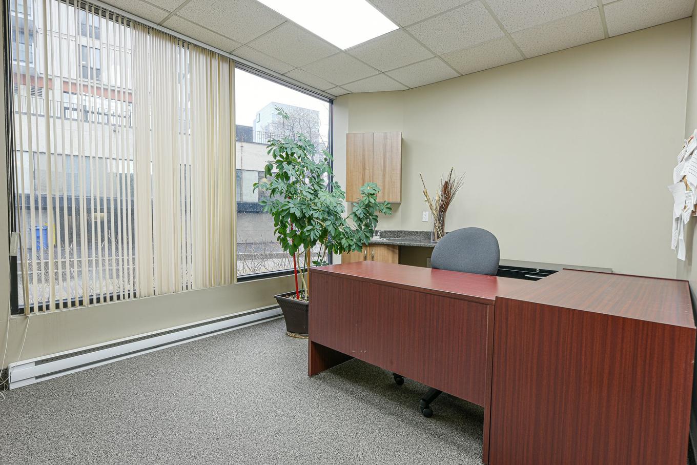 Office - 106-45 Place Charles-Le Moyne, Longueuil (Le Vieux-Longueuil), QC
