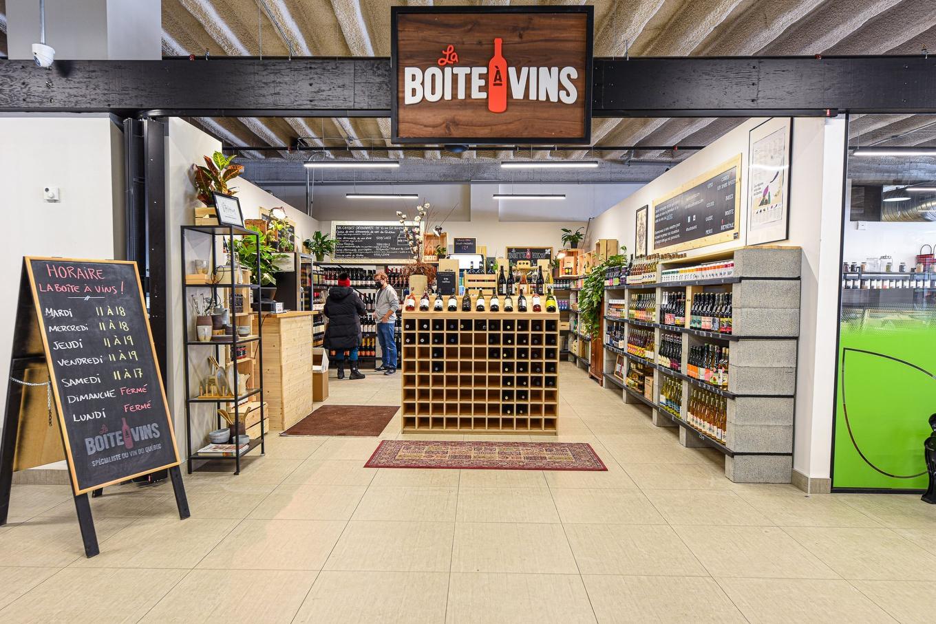 Commerce - G-369 Rue St-Jean, Longueuil (Le Vieux-Longueuil), QC - Indoor