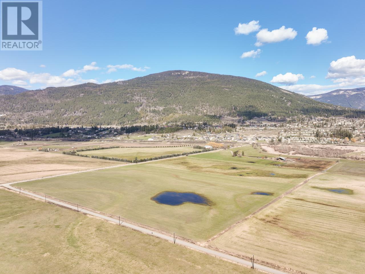 305 Kootenay River Road, Creston, BC