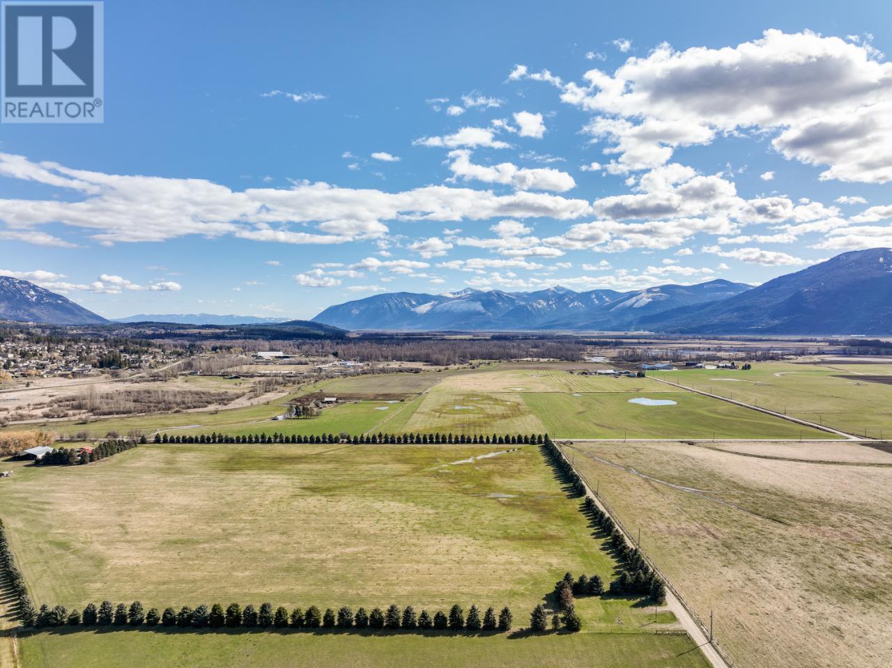 305 Kootenay River Road, Creston, BC