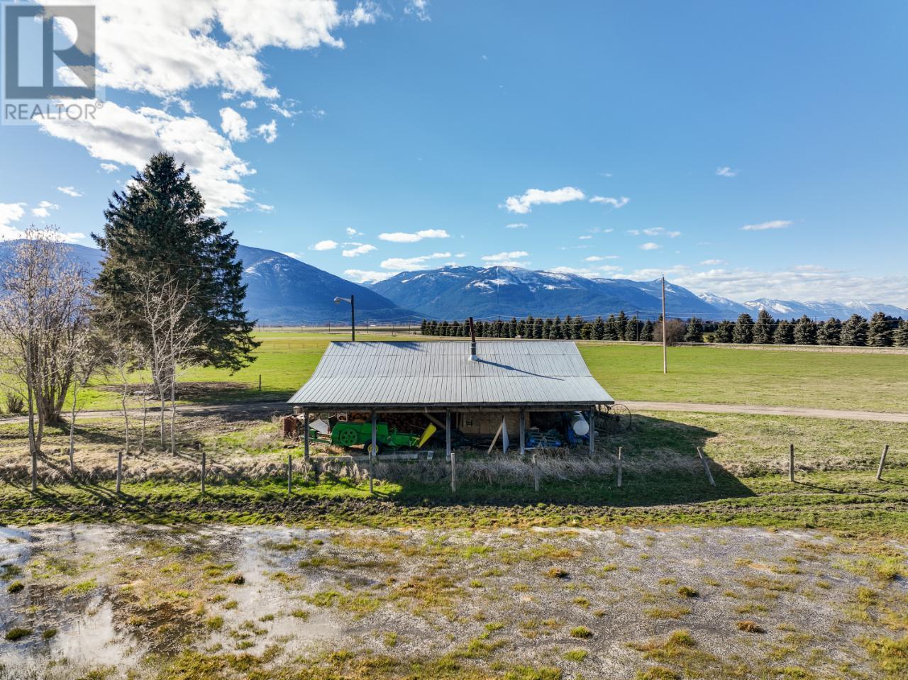 305 Kootenay River Road, Creston, BC