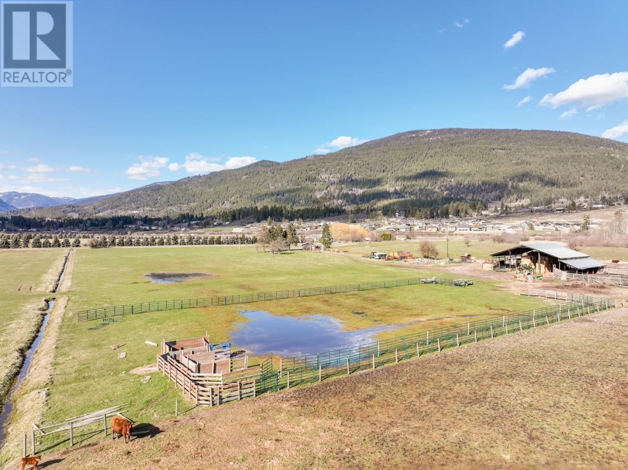 305 Kootenay River Road, Creston, BC