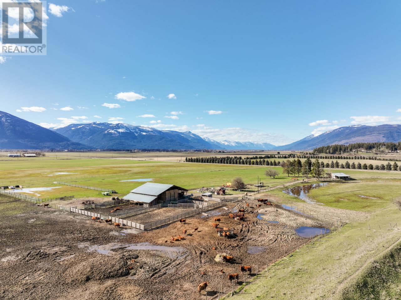 305 Kootenay River Road, Creston, BC