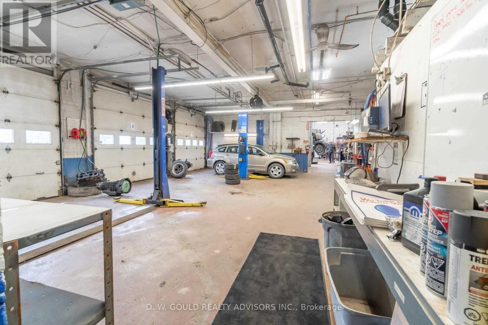 635202 Highway 10, Mono, ON