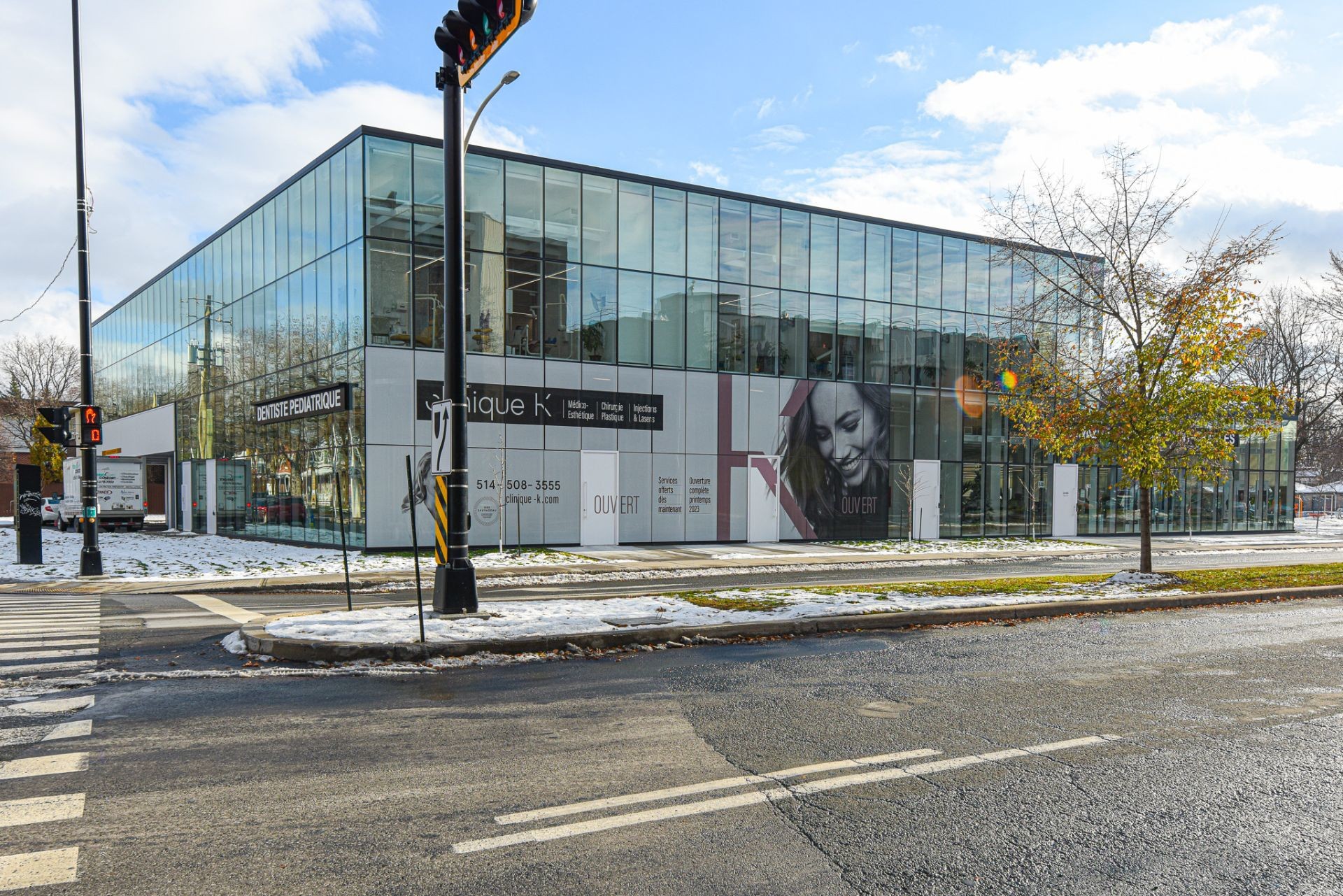 Front of Structure - Ss1-520 Rue St-Charles O., Longueuil (Le Vieux-Longueuil), QC - Outdoor