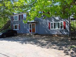 93 & 99 North Street Bridgewater, NS B4V 2V6