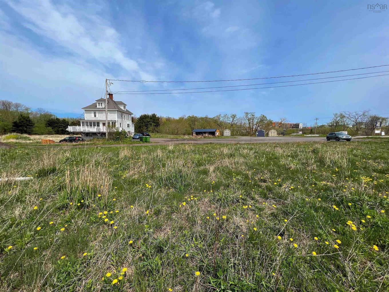 5161 East River Road, Plymouth, NS