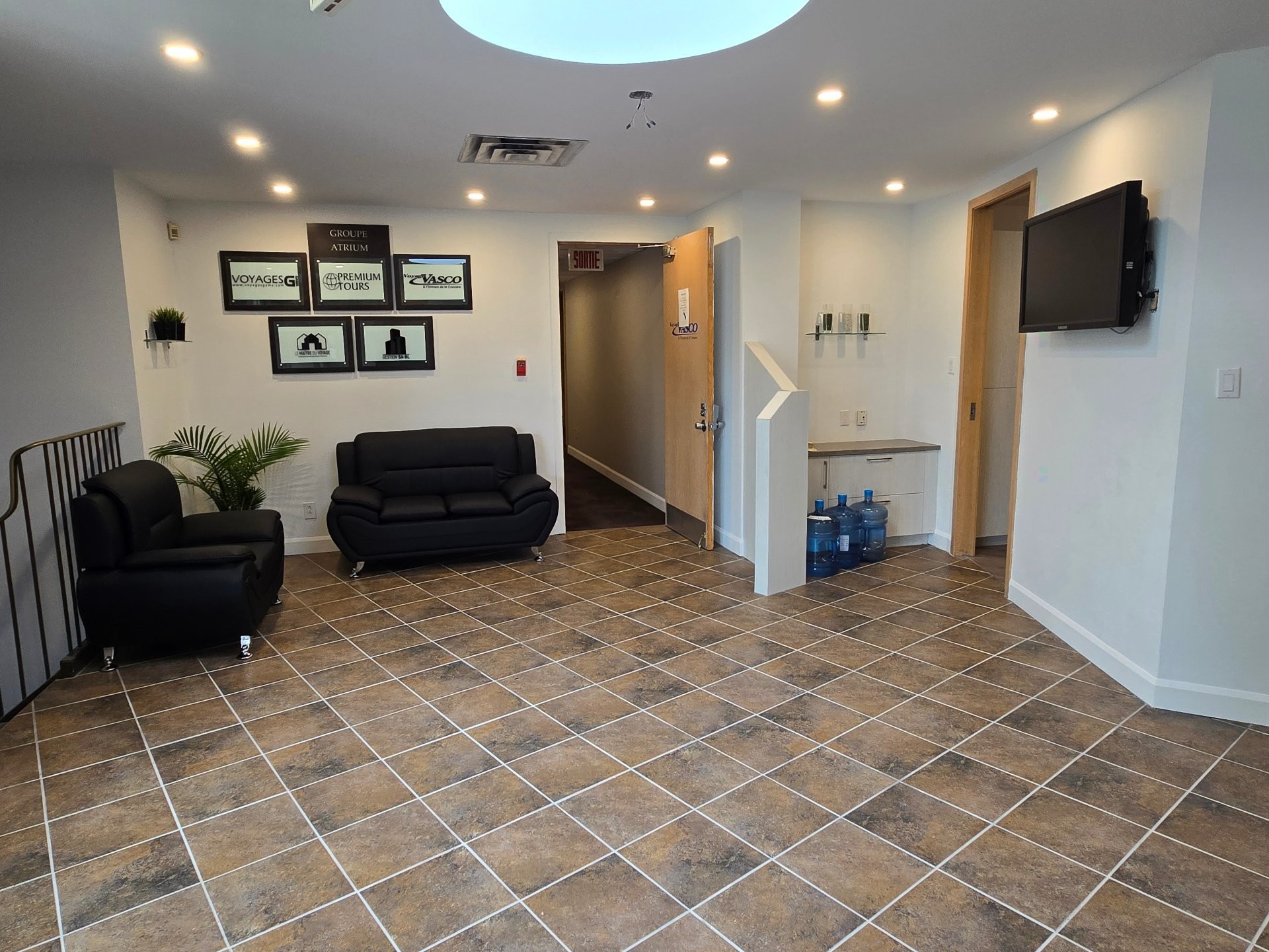 Intérieur - 175 Rue Louis-Hébert, Mascouche, QC - Indoor Photo Showing Other Room