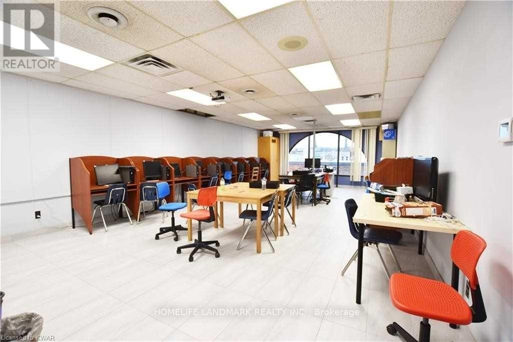 55 Dickson Street, Cambridge, ON