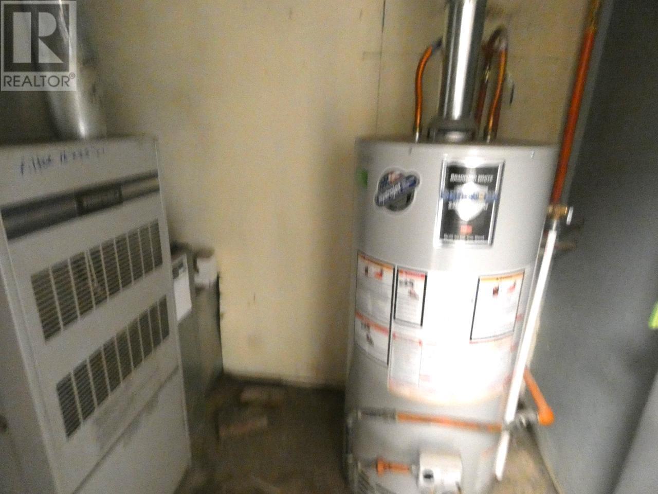 5001 50 Avenue, Pouce Coupe, BC