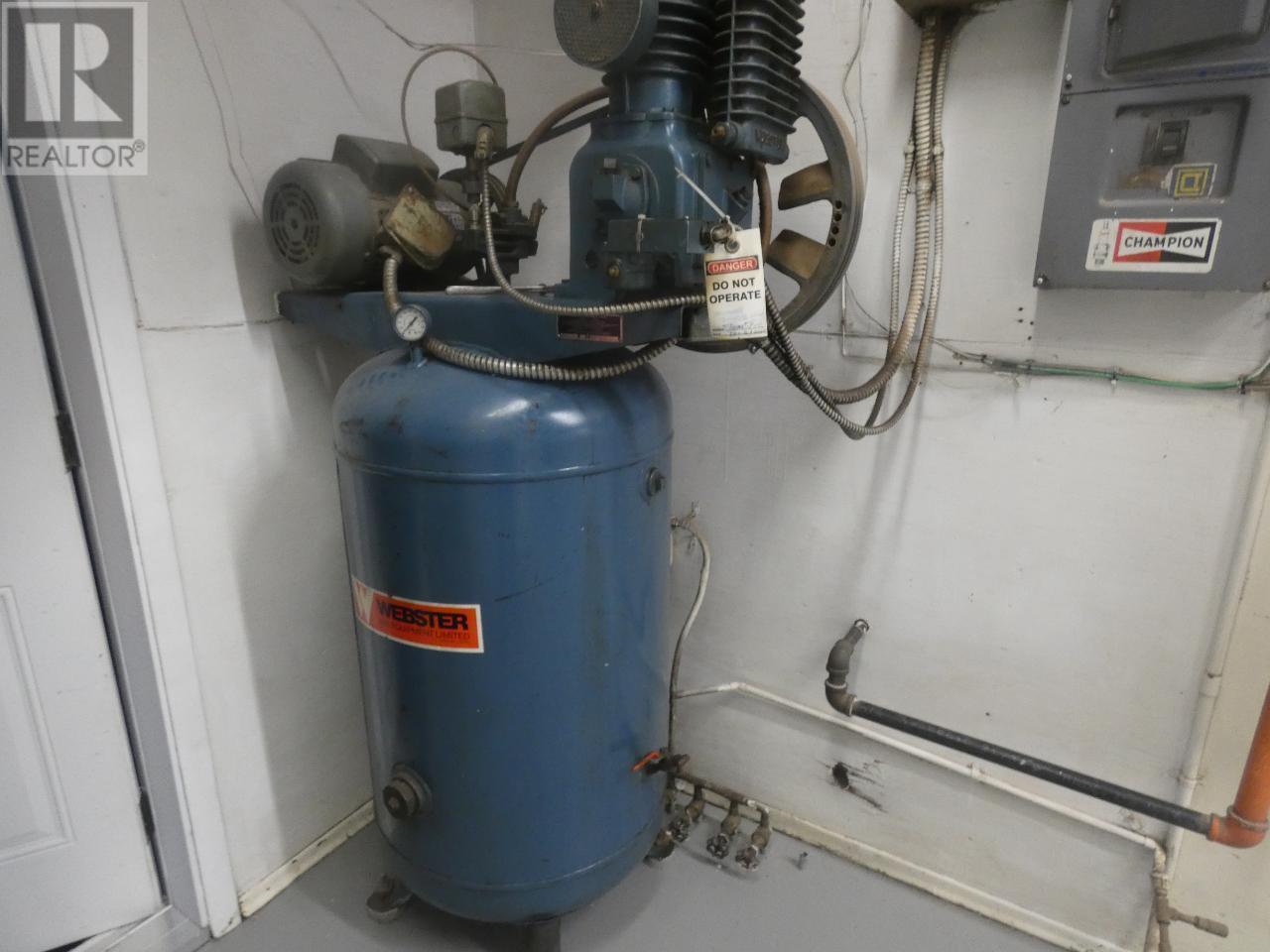 5001 50 Avenue, Pouce Coupe, BC