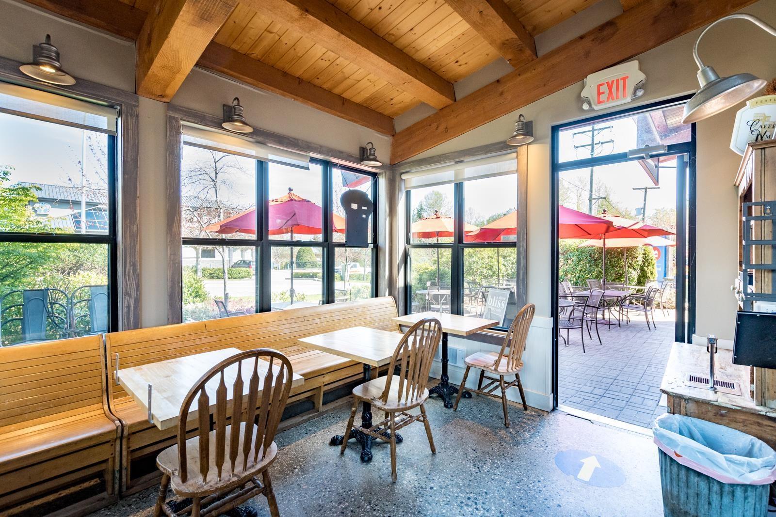 102 1001 Gibsons Way, Gibsons, BC