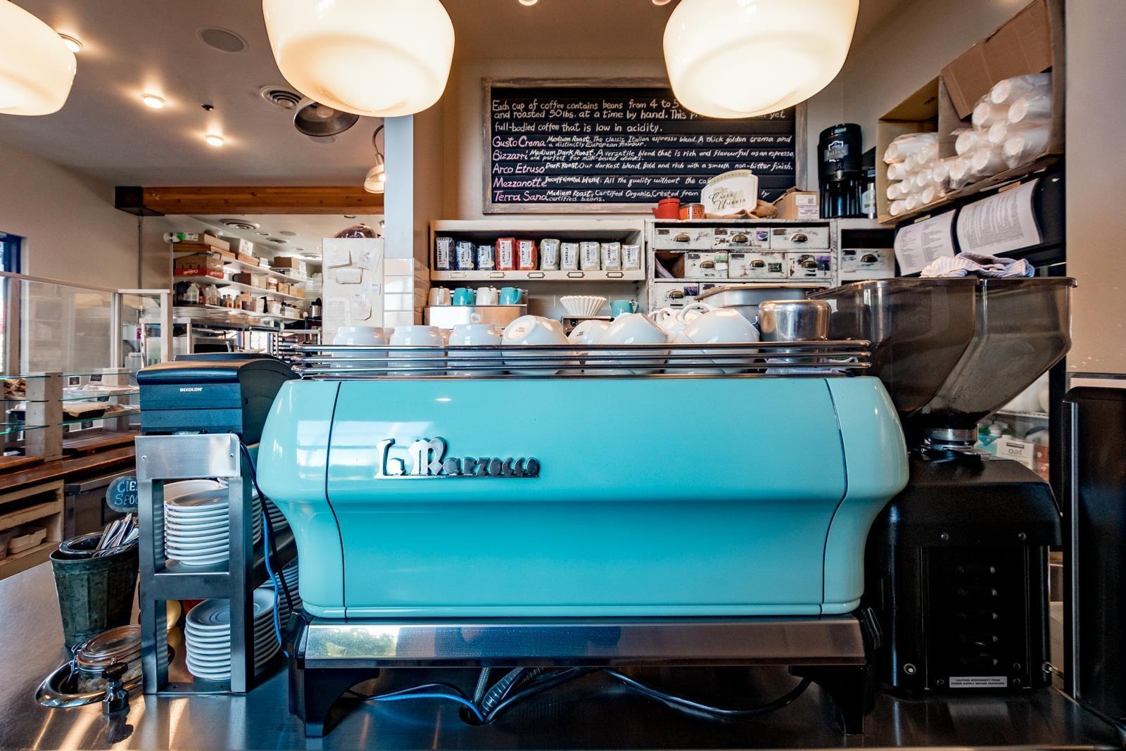 102 1001 Gibsons Way, Gibsons, BC