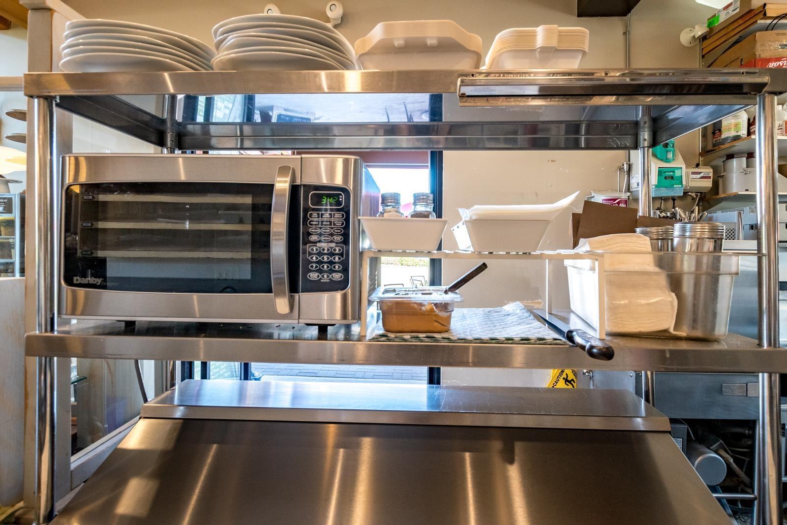 102 1001 Gibsons Way, Gibsons, BC