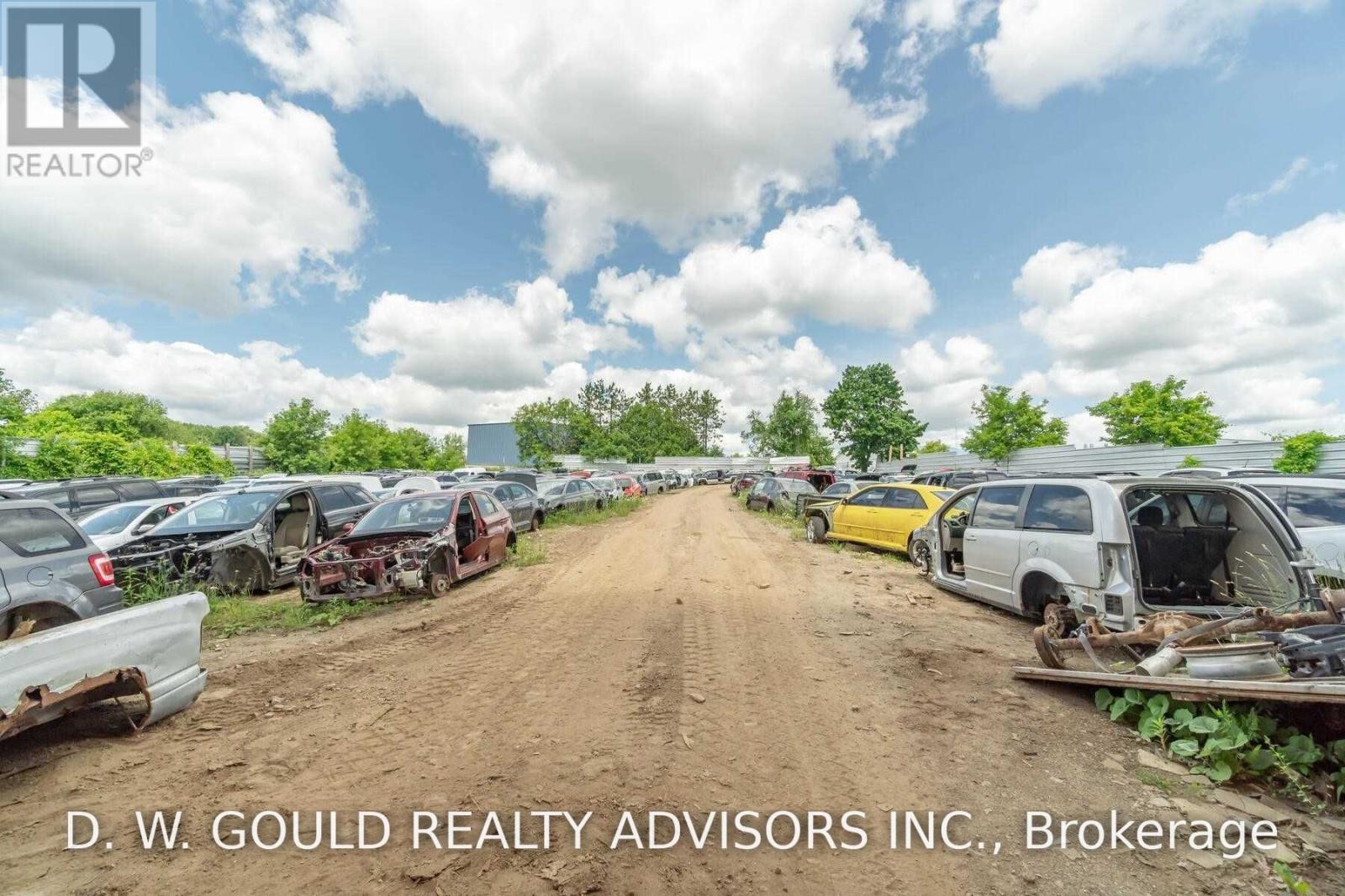 28 Pioneer Drive, Erin, ON