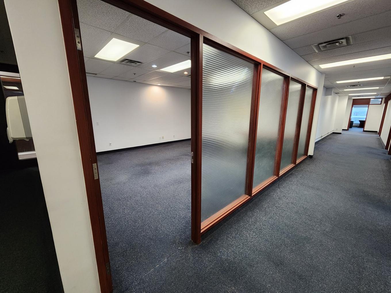 Conference room - 350A-4650 Boul. Des Laurentides, Laval (Vimont), QC - Indoor Photo Showing Other Room