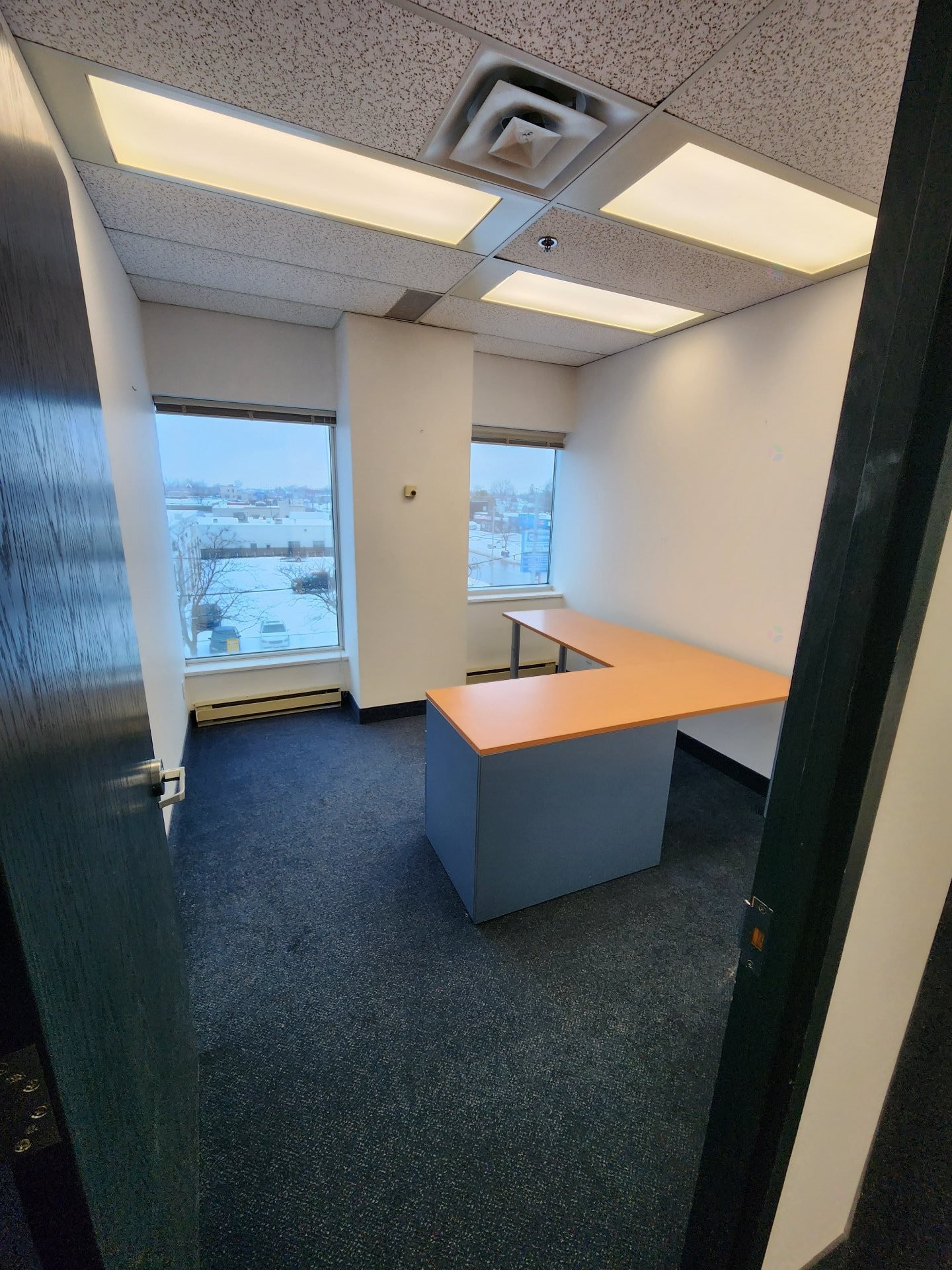 Office - 350A-4650 Boul. Des Laurentides, Laval (Vimont), QC - Indoor Photo Showing Other Room