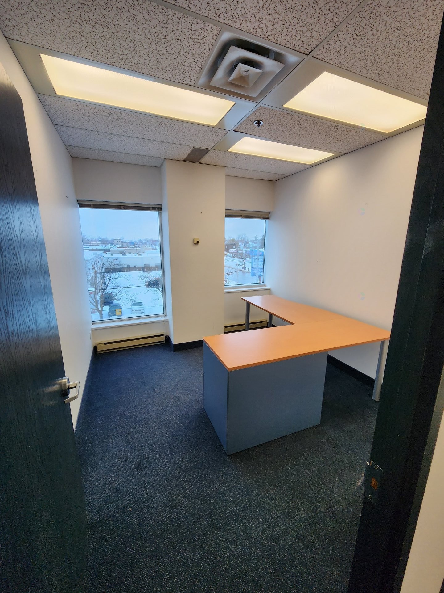 Office - 350A-4650 Boul. Des Laurentides, Laval (Vimont), QC - Indoor Photo Showing Other Room