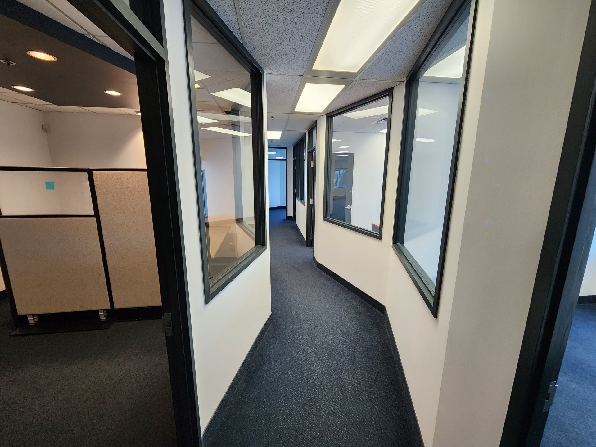 Office - 350A-4650 Boul. Des Laurentides, Laval (Vimont), QC - Photo Showing Other Room