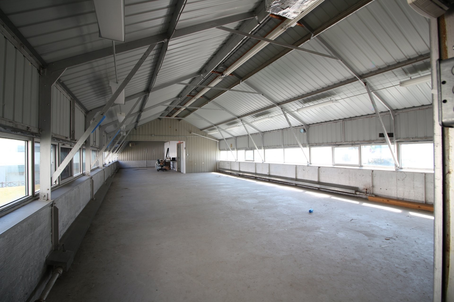 Intérieur - 222 Route 230, La Pocatière, QC - Indoor Photo Showing Garage