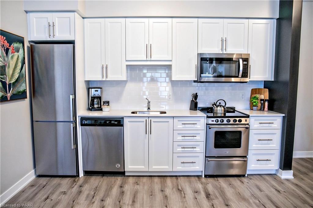 Kitchener, ON - Indoor Photo Showing Kitchen With Upgraded Kitchen