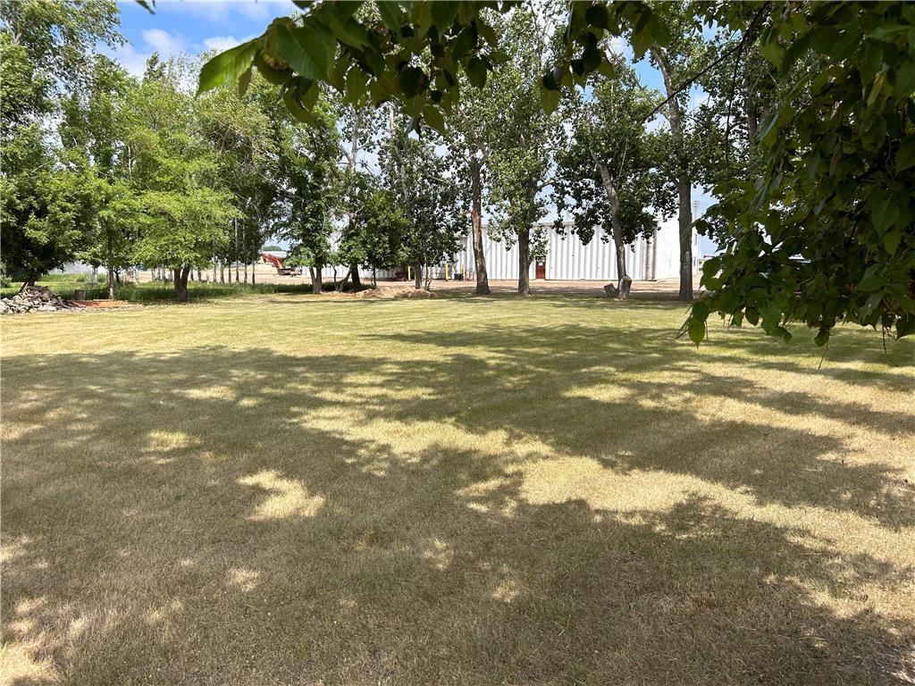 404 North Railway Street, Killarney, MB