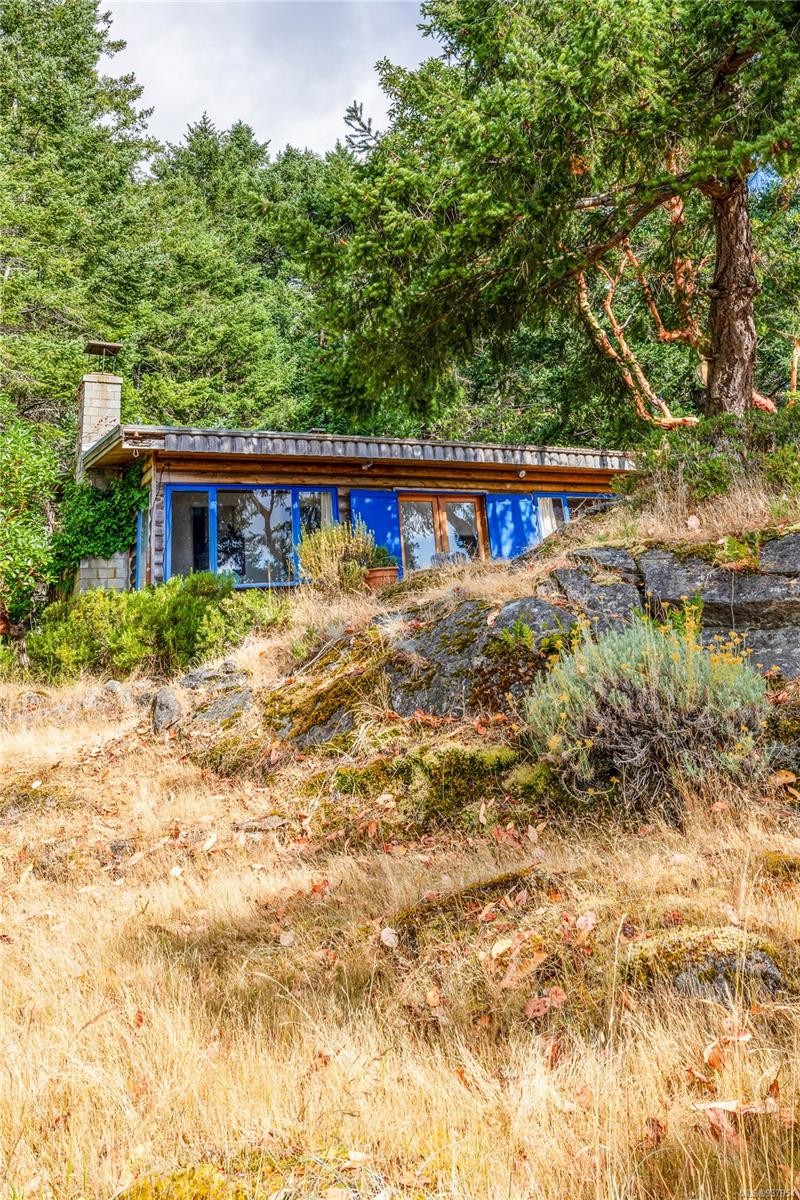 498 Marine Trnabt, Mayne Island, BC - Outdoor