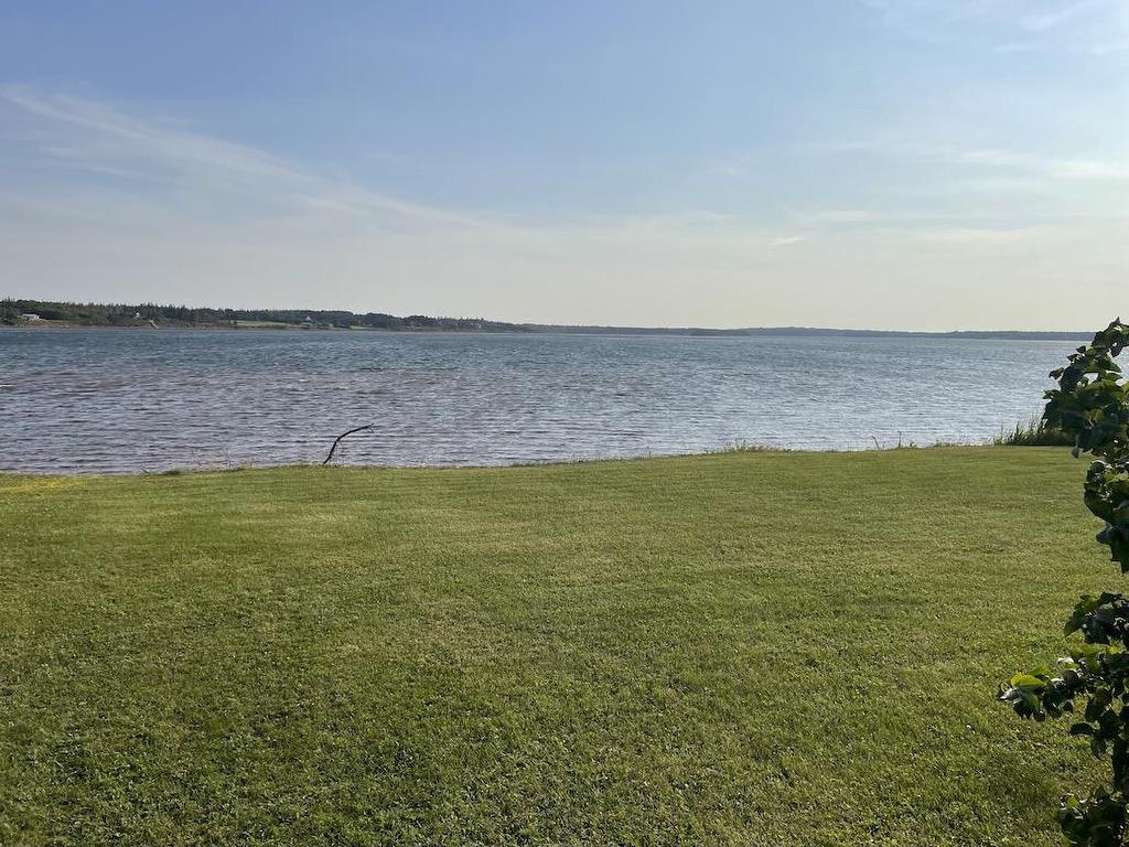 Hugh John Way, Canavoy, PE