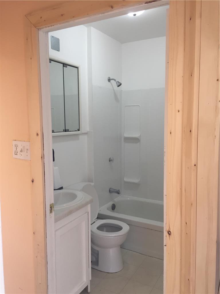 57 Centennial Road, Rossburn, MB - Indoor Photo Showing Bathroom
