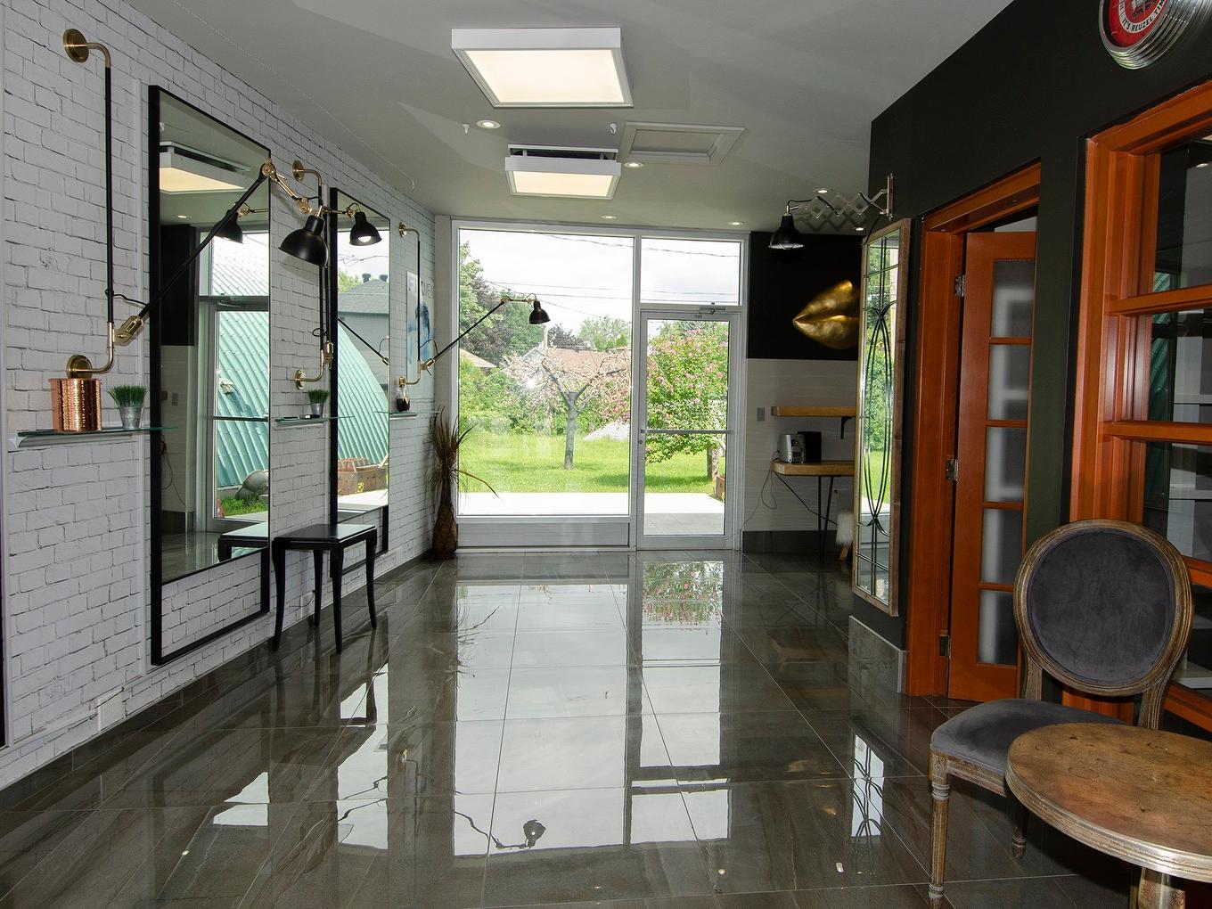 Interior - 5263 Boul. Hébert, Salaberry-De-Valleyfield, QC - Indoor Photo Showing Other Room