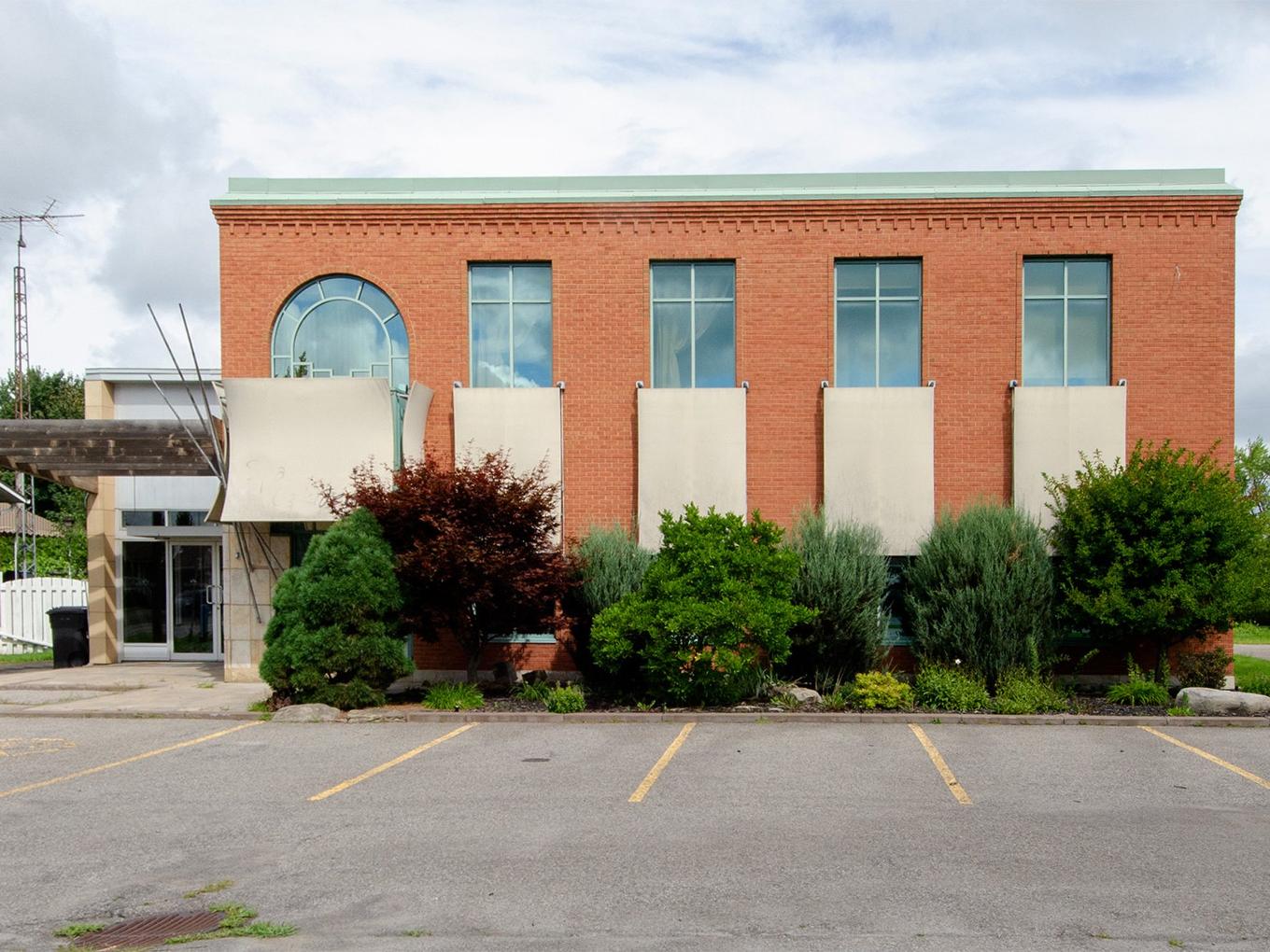 Frontage - 5263 Boul. Hébert, Salaberry-De-Valleyfield, QC - Outdoor