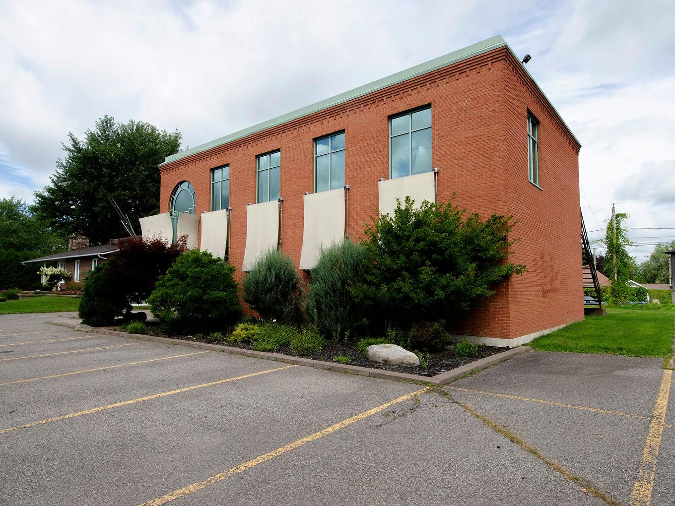 Exterior - 5263 Boul. Hébert, Salaberry-De-Valleyfield, QC - Outdoor