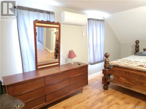 80 Young, Bathurst, NB - Indoor Photo Showing Bedroom