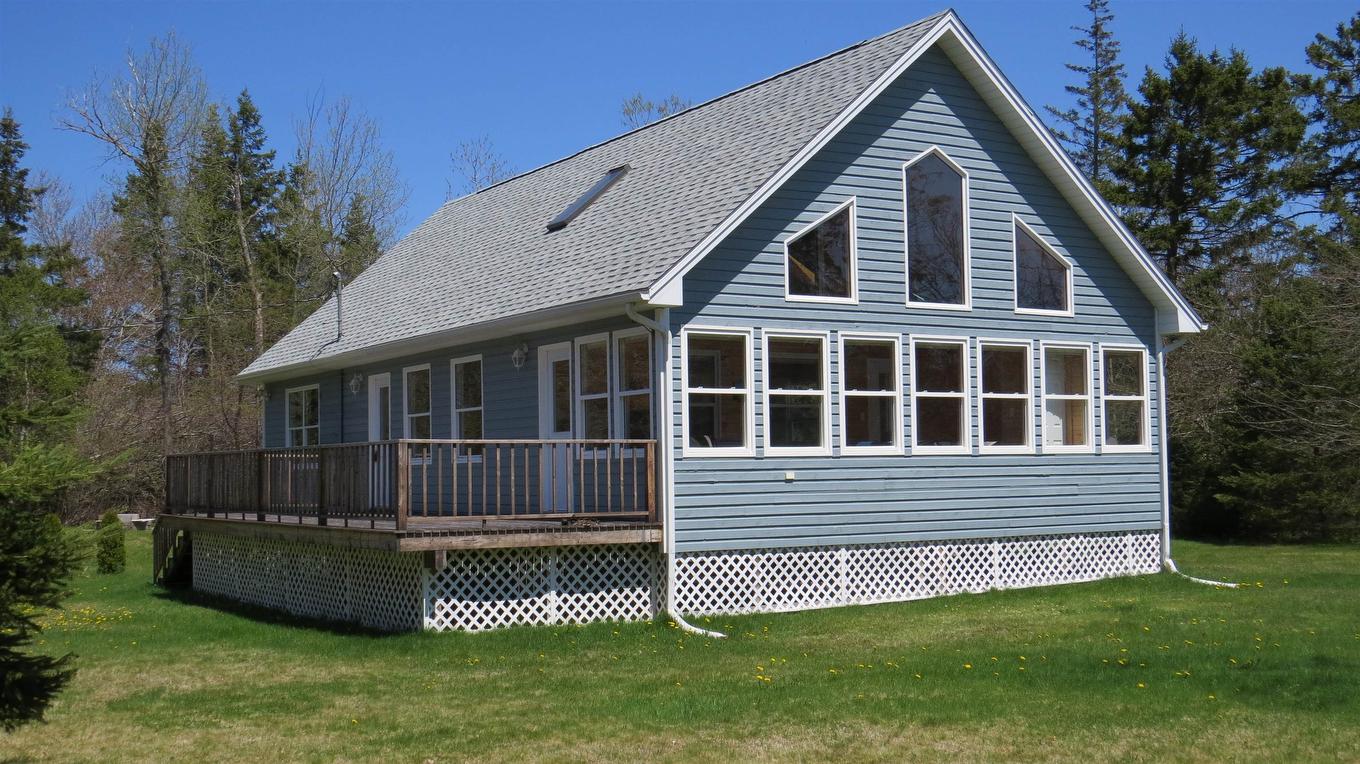 76 Peters Crescent, Grand Tracadie, PE