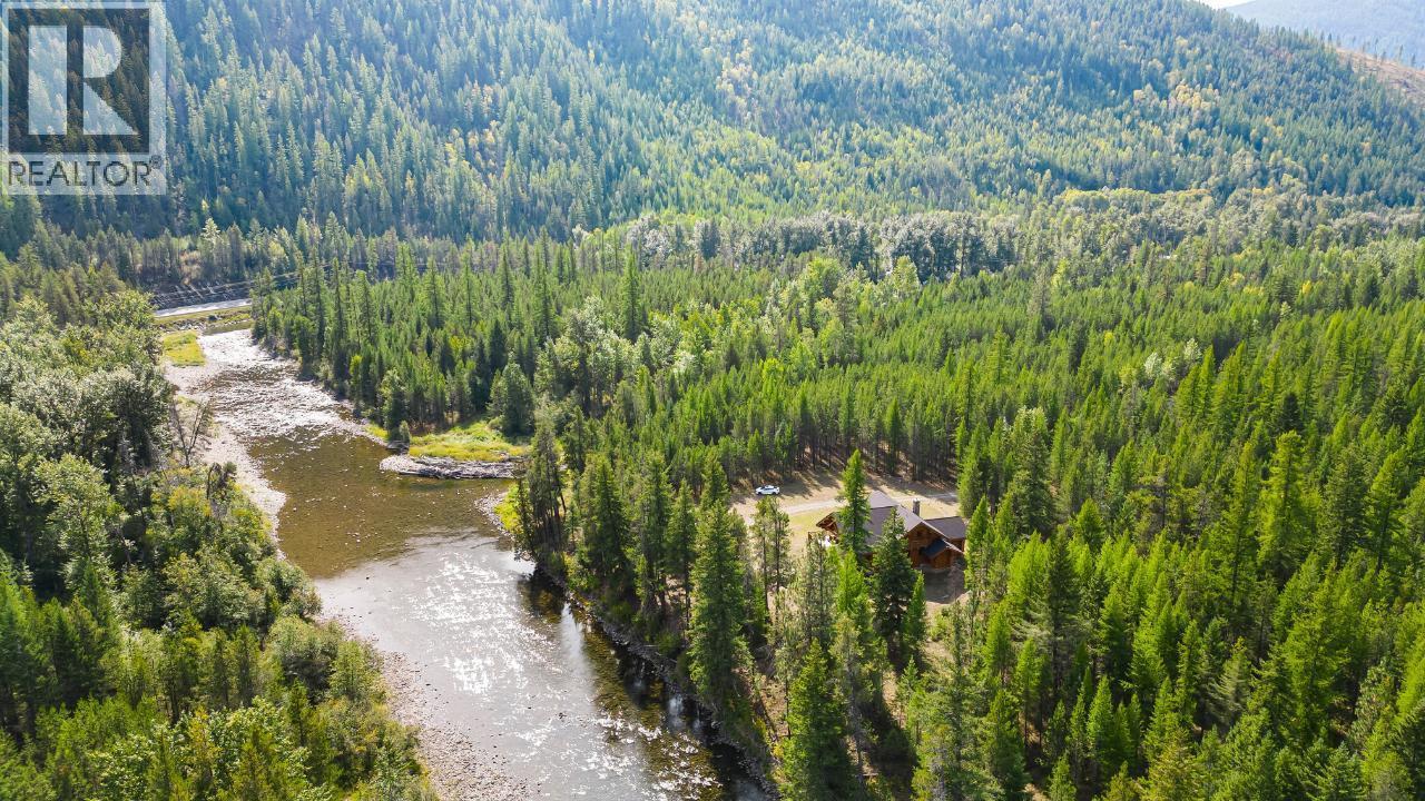 7602 95 Highway, Kingsgate, BC - Outdoor With View