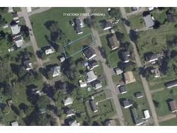 77 Victoria Street Springhill, NS B0M 1X0