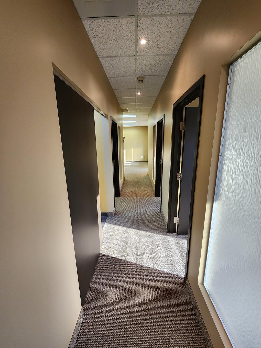 Office - 201/202-4707 Boul. Des Laurentides, Laval (Vimont), QC - Indoor Photo Showing Other Room