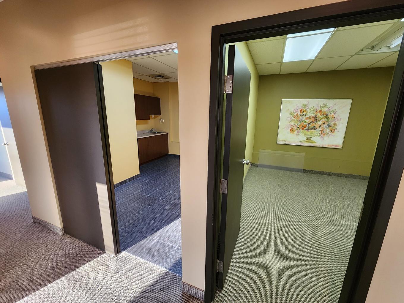 Office - 201/202-4707 Boul. Des Laurentides, Laval (Vimont), QC - Indoor Photo Showing Other Room