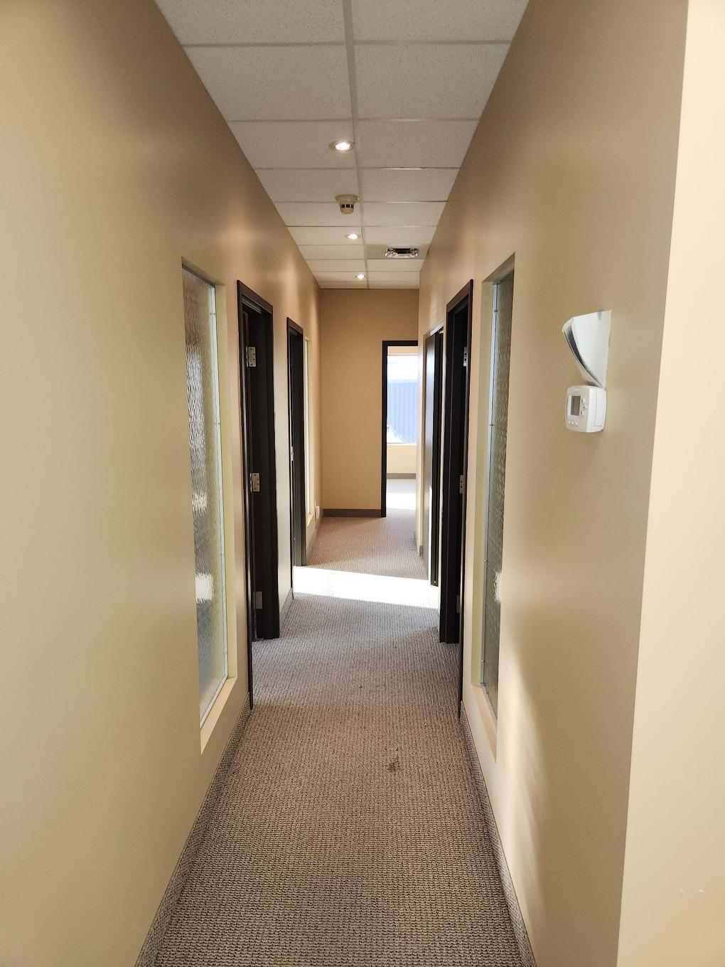 Office - 201/202-4707 Boul. Des Laurentides, Laval (Vimont), QC - Indoor Photo Showing Other Room