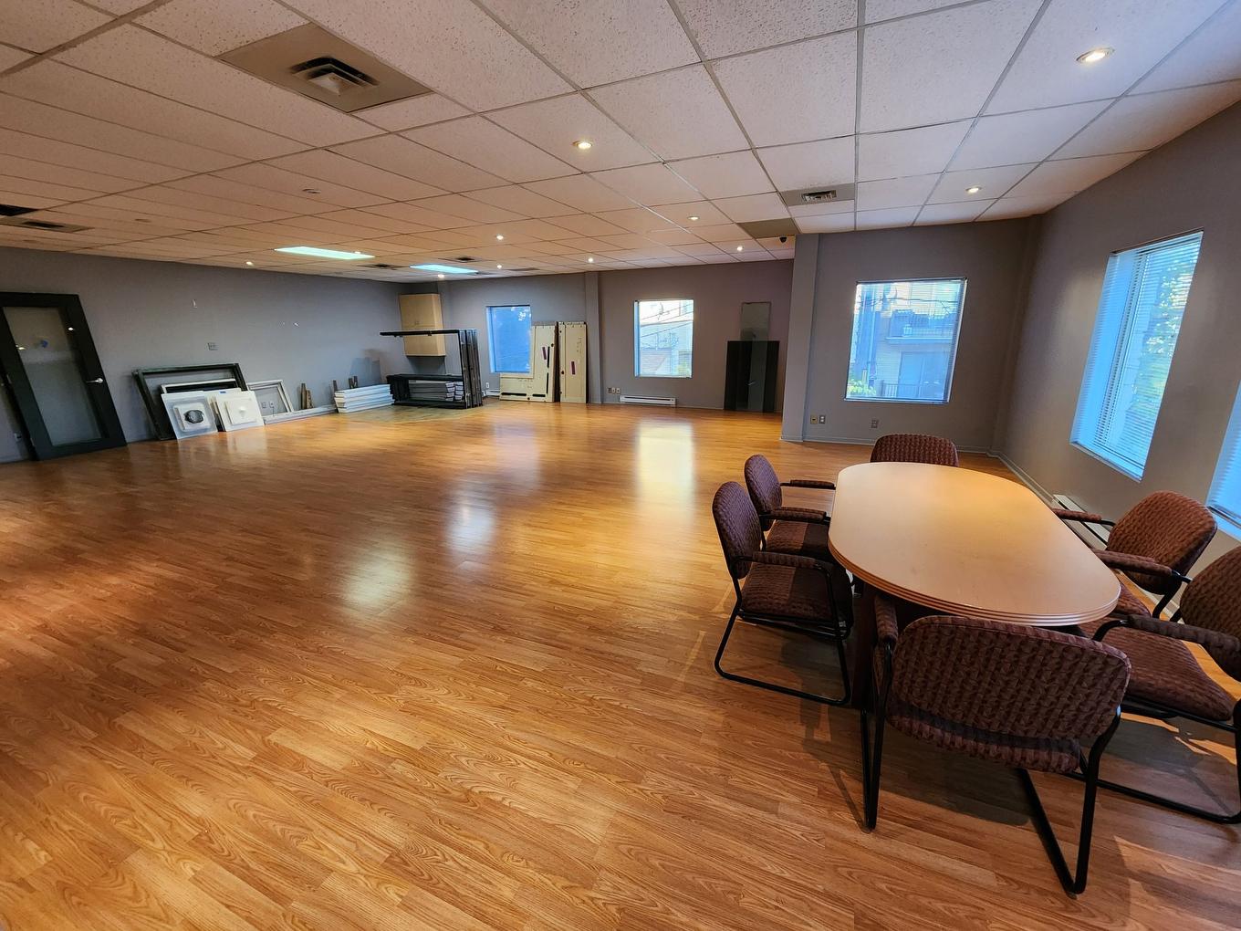 Office - 4707 Boul. Des Laurentides, Laval (Auteuil), QC - Indoor