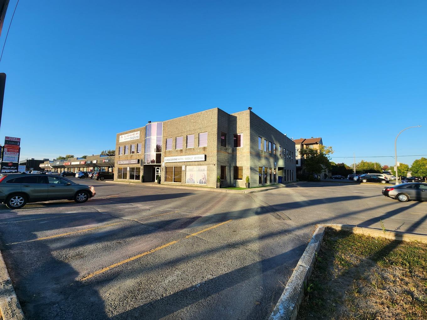 Overall view - 4707 Boul. Des Laurentides, Laval (Auteuil), QC - Outdoor