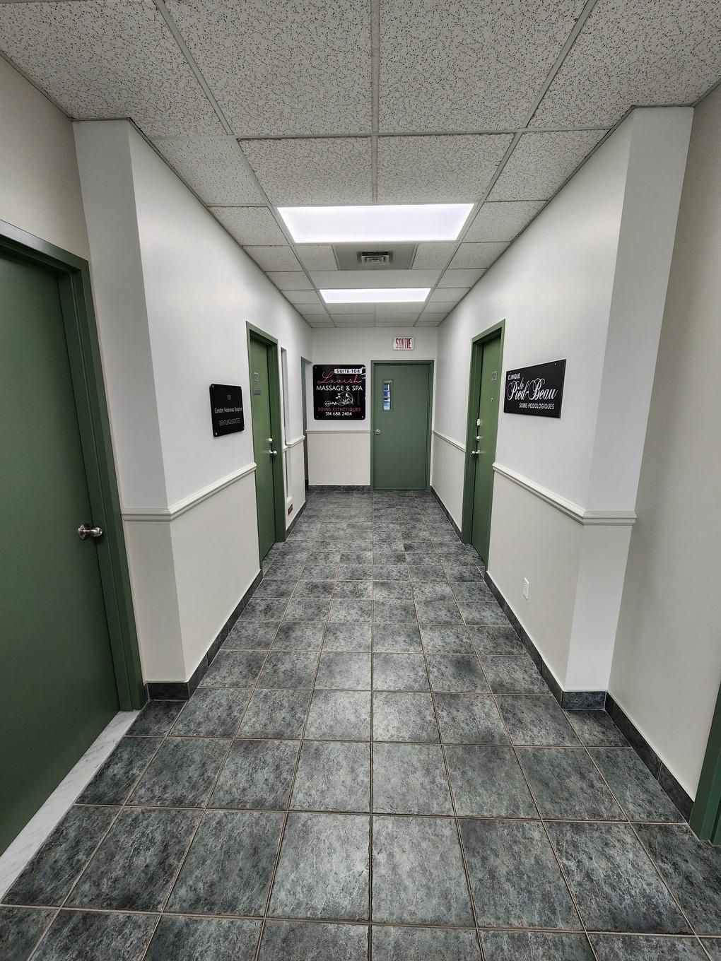 Hall - 4707 Boul. Des Laurentides, Laval (Auteuil), QC - Indoor Photo Showing Other Room